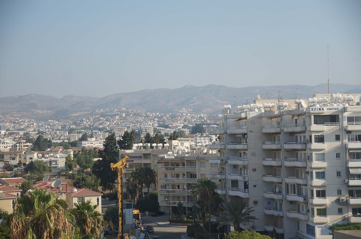 Вид из отеля. Отель Crowne Plaza. Limassol.