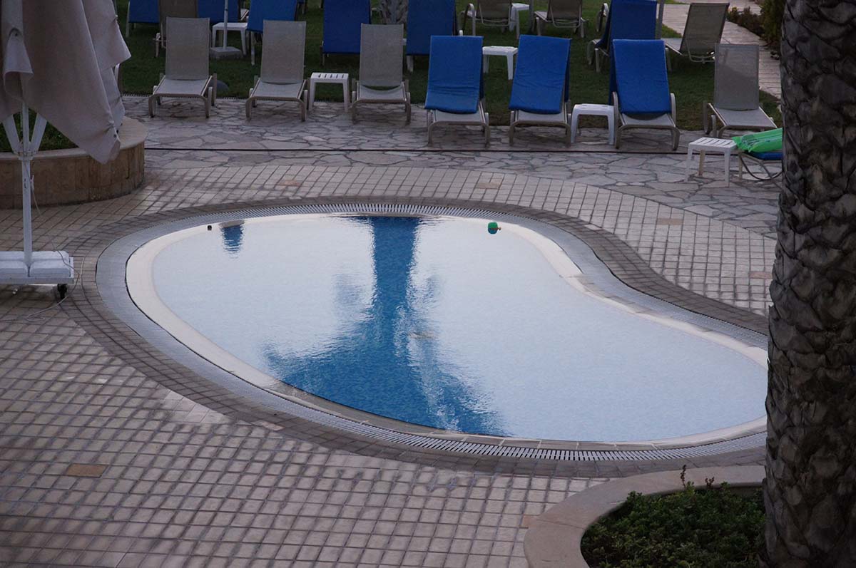 Маленький бассейн. Отель St. George. Paphos.