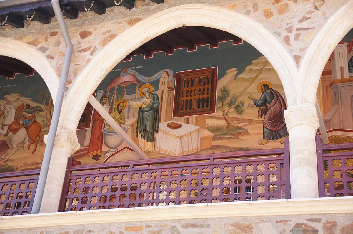 Иконы на стенах, Кипр, Киккос, Cyprus, Panagia tou Kykkou